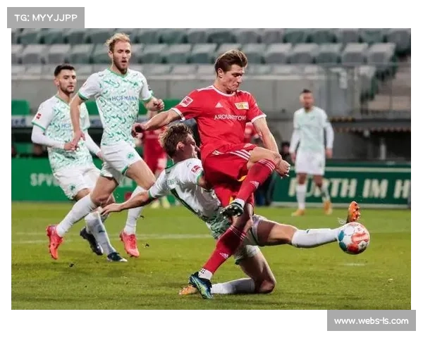 莱比锡客场攻坚能力解析，高位逼抢体系遭遇门兴中场拦截考验